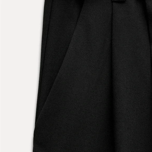 ZADA BELTED PLEATED SHORTS - Picture 9 of 9